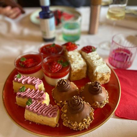 Santa Villa & Restaurant Сремска Митровица Екстериор снимка