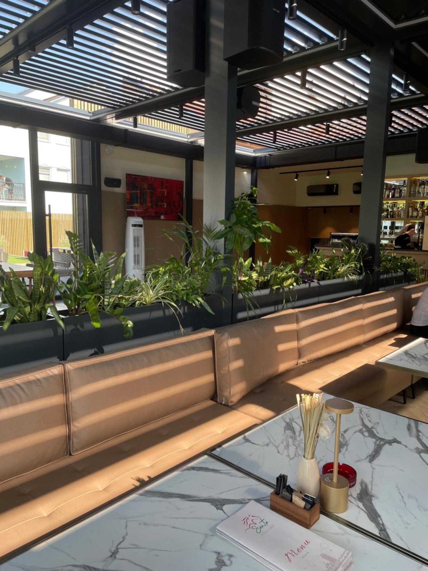Santa Villa & Restaurant Сремска Митровица Екстериор снимка