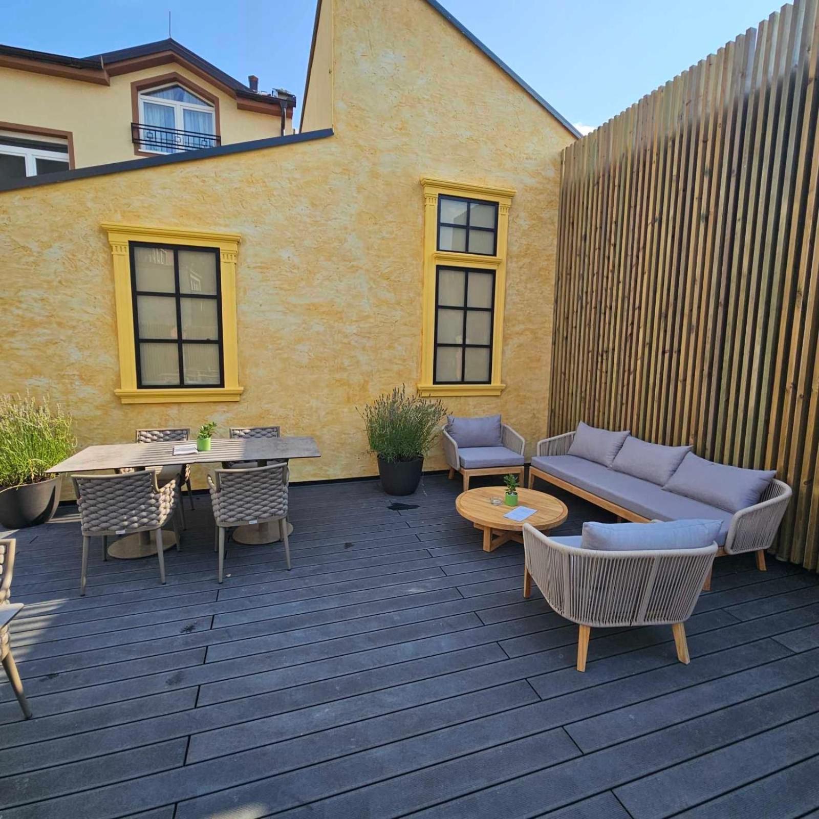 Santa Villa & Restaurant Сремска Митровица Екстериор снимка